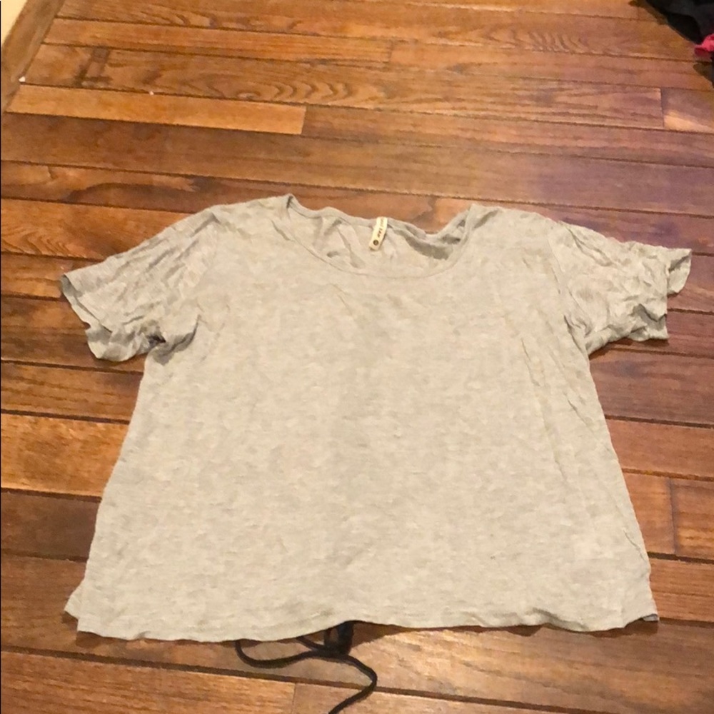 Everyday tee with lace up back